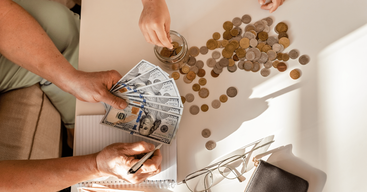 Essential 2026 Budget Tips For Families Considering Assisted Living 3 Assisted Living